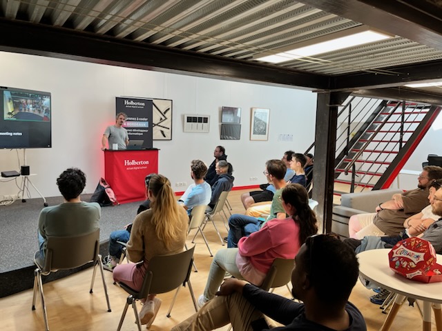Vincent Déniel speaking at a conference, photo 1