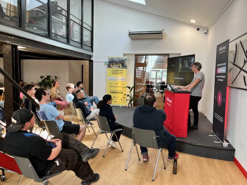 Vincent Déniel speaking at a conference, photo 2